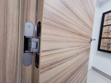 Okovje notranjih vrat